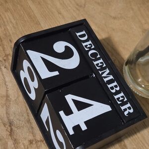 Black and White Perpetual Calendar